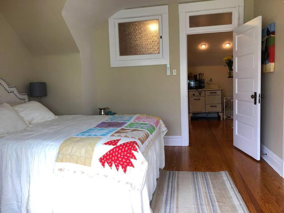 New! Apartment In Historic Mansion. Location! Views! Denver Exterior photo